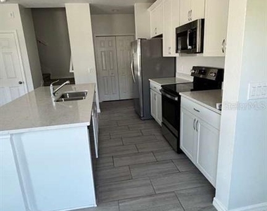 1298 Wispy Cypress Drive - Photo Thumbnail 4