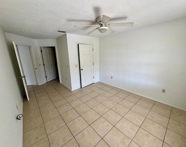 1222 Bermuda Lakes Lane - Photo Thumbnail 11
