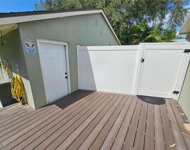 2436 Arapaho Street - Photo Thumbnail 30