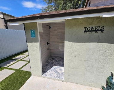 2436 Arapaho Street - Photo Thumbnail 27