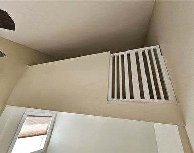 2436 Arapaho Street - Photo Thumbnail 21