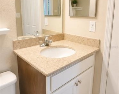 4033 Crockers Lake Boulevard - Photo Thumbnail 9