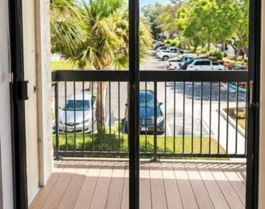 4033 Crockers Lake Boulevard - Photo Thumbnail 6