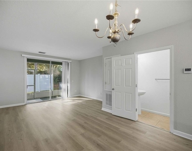4439 Sw 49th Avenue - Photo Thumbnail 6
