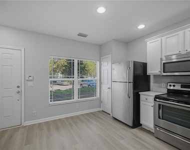 4439 Sw 49th Avenue - Photo Thumbnail 4