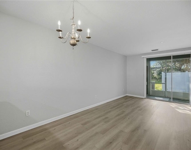 4439 Sw 49th Avenue - Photo Thumbnail 5