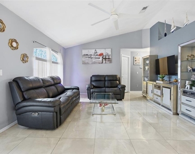 7770 Sw 63rd Ave Rd. - Photo Thumbnail 5