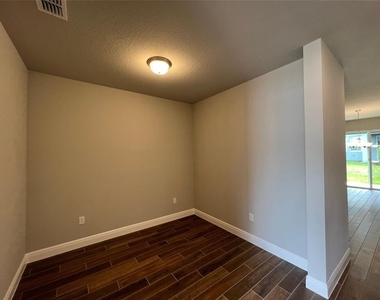 1326 Merrydale Way - Photo Thumbnail 3