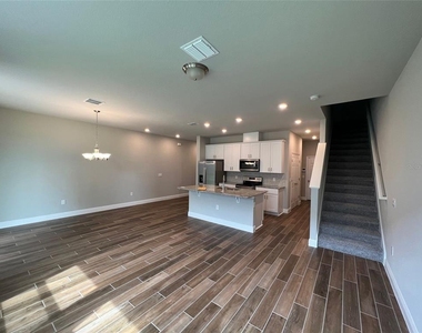 1326 Merrydale Way - Photo Thumbnail 4