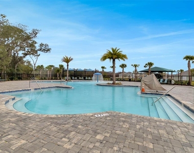 2576 Penguin Boulevard - Photo Thumbnail 30