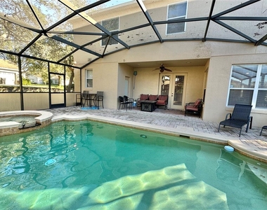 4410 Pine Gold Avenue - Photo Thumbnail 4