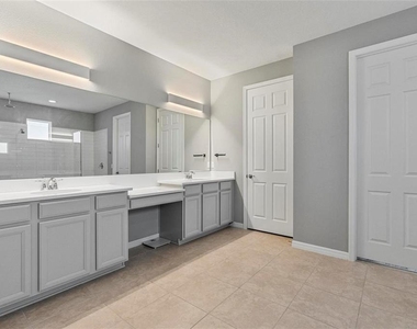 4789 Terrace Bluff Street - Photo Thumbnail 16