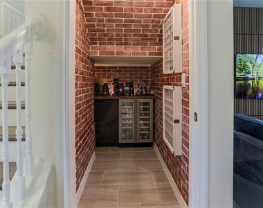 16625 Point Rock Drive - Photo Thumbnail 14