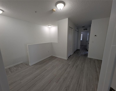 2203 Chatham Place - Photo Thumbnail 9