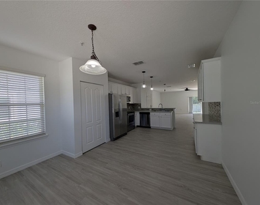 2203 Chatham Place - Photo Thumbnail 25