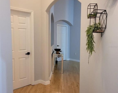 345 China Berry Circle - Photo Thumbnail 8