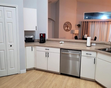 345 China Berry Circle - Photo Thumbnail 4