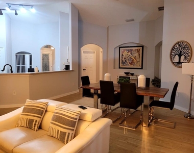 345 China Berry Circle - Photo Thumbnail 10