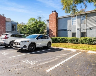 304 Northlake Drive - Photo Thumbnail 21