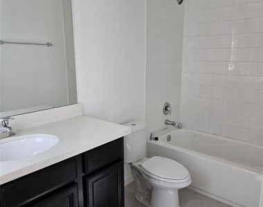 462 Windmill Palm Circle - Photo Thumbnail 15