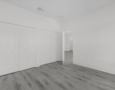 14889 Sw 24th Circle - Photo Thumbnail 15