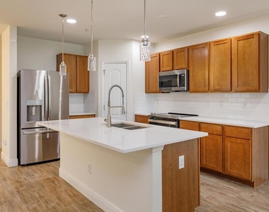 3641 Seneca Club Loop - Photo Thumbnail 11