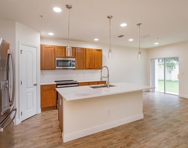 3641 Seneca Club Loop - Photo Thumbnail 10