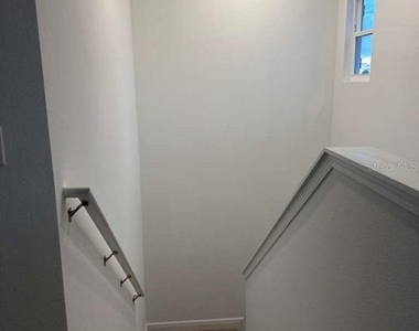 1656 Pyramid Hill Street - Photo Thumbnail 29