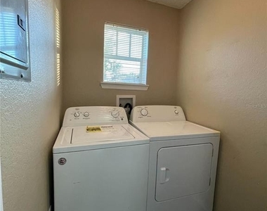 2202 Key West Court - Photo Thumbnail 3