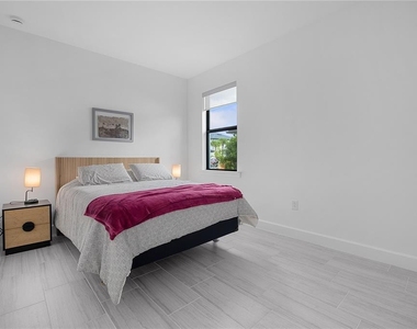 10383 Maddox Lane - Photo Thumbnail 19