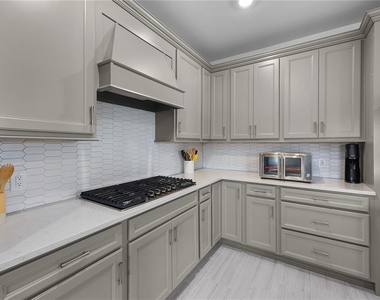 10383 Maddox Lane - Photo Thumbnail 14