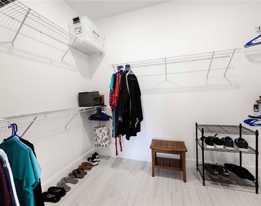 10383 Maddox Lane - Photo Thumbnail 31