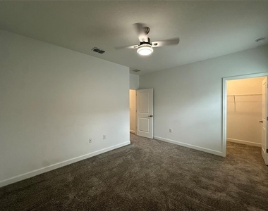 5632 Quiet Palm Loop - Photo Thumbnail 21