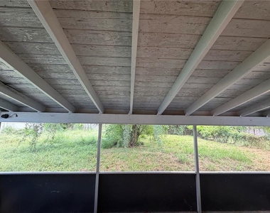 2520 John Bruce Avenue - Photo Thumbnail 31