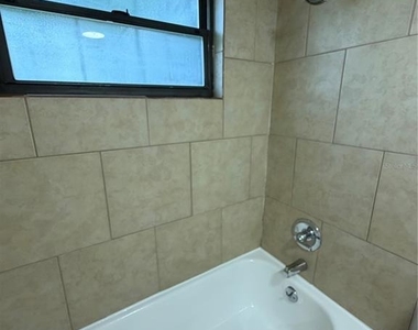 2520 John Bruce Avenue - Photo Thumbnail 24