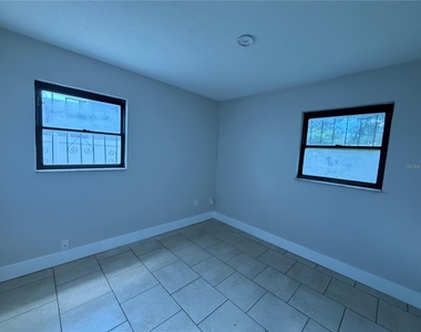 2520 John Bruce Avenue - Photo Thumbnail 14