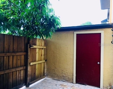 3370 Cedar Springs Place - Photo Thumbnail 11