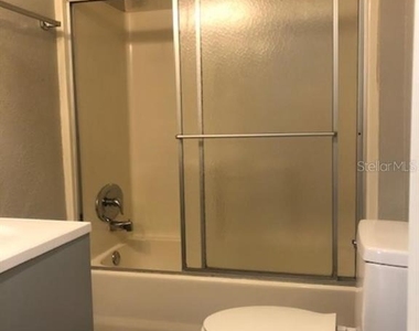 106 E 12th Street - Photo Thumbnail 10
