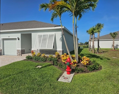 9074 Orchid Reserve Circle - Photo Thumbnail 1