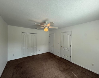 8927 Courtyard Lane - Photo Thumbnail 15