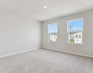 1206 Port Blue Way - Photo Thumbnail 18