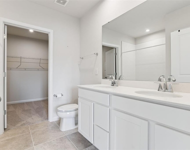 1206 Port Blue Way - Photo Thumbnail 16