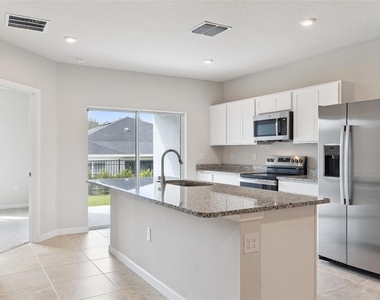 1206 Port Blue Way - Photo Thumbnail 11