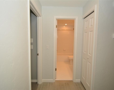 14 Bolling Lane - Photo Thumbnail 20