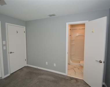 14 Bolling Lane - Photo Thumbnail 18