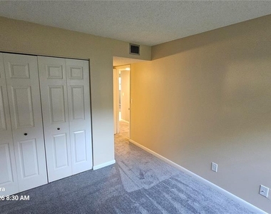 7 Castania Court - Photo Thumbnail 12