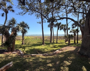 7 Castania Court - Photo Thumbnail 18