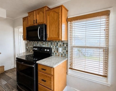 1224 S Central Avenue - Photo Thumbnail 6