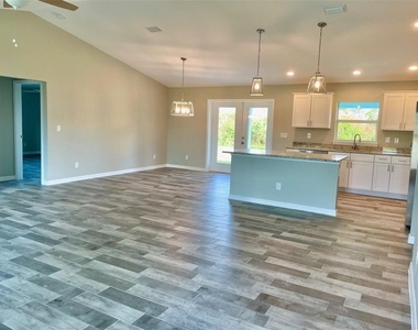11956 Waterman Ave - Photo Thumbnail 7