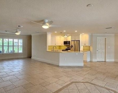 2871 Coral Way - Photo Thumbnail 6
